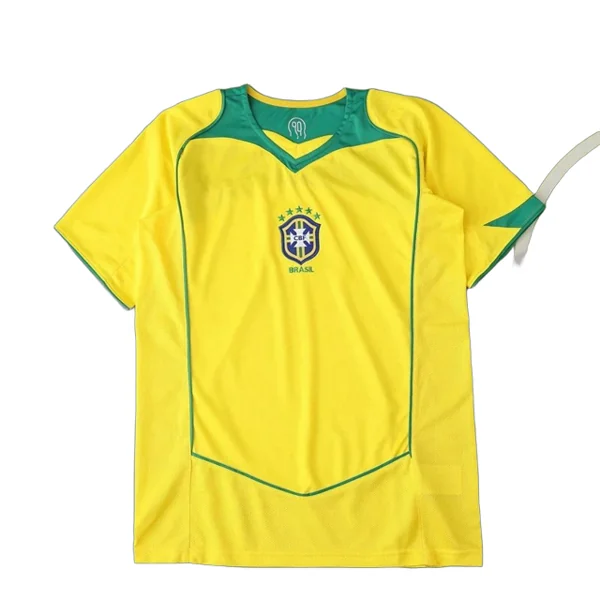 2004 season Brazil home retro Fan version