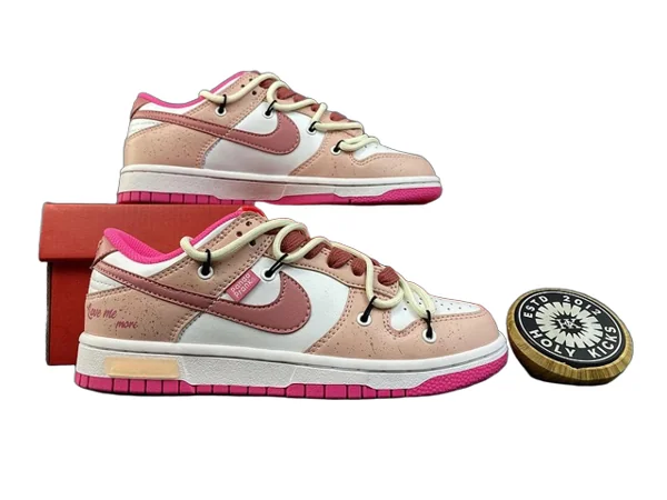 Nike Dunk M Batch