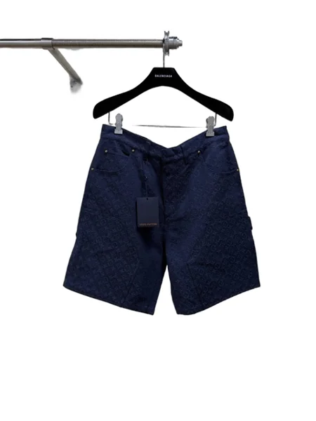 Lv Shorts